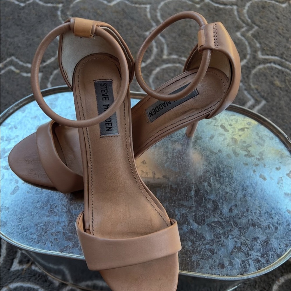 Steve Madden Women's Tan Heeled Sandals
